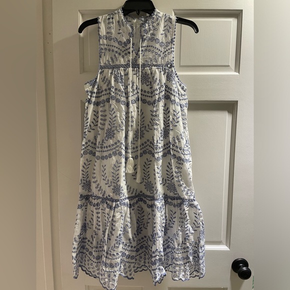 Gorgeous Springtime Eyelet Dress - Picture 1 of 6